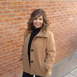 Meet your Posher, Sylvia